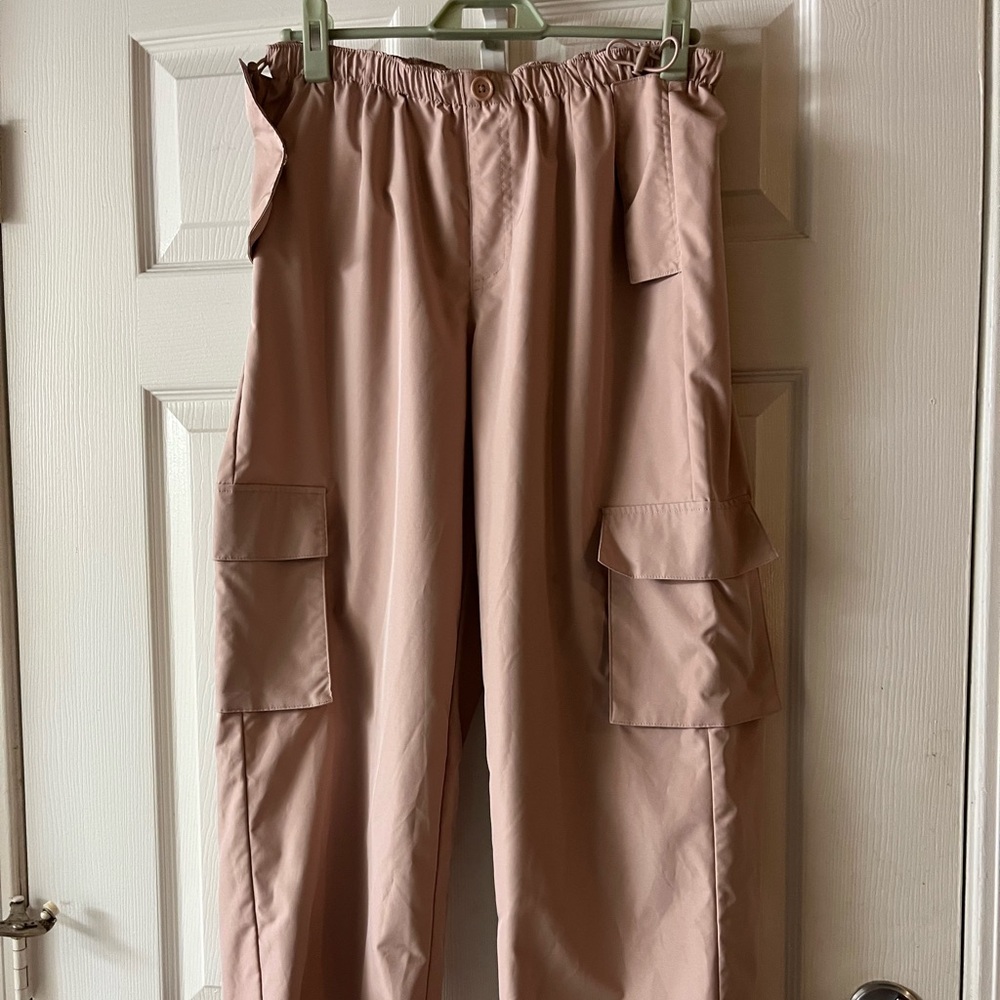 Zoe by Zoe + Phoebe Light Pink Cargo Pants